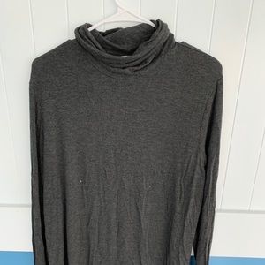 Lightweight grey long sleeve mock neck